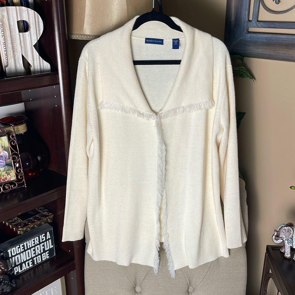 Beautiful off white sweater.